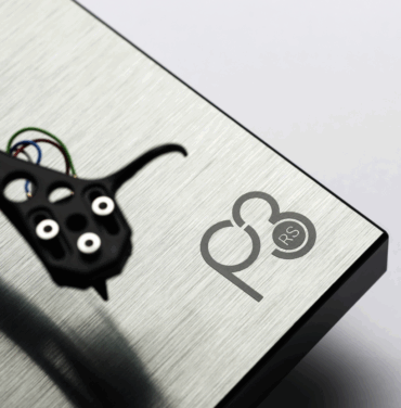NEU: Rega PLANAR 3 „RS EDITION“